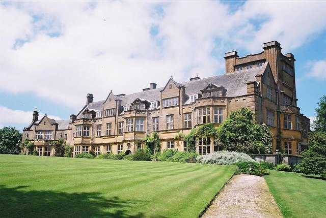 Magna House